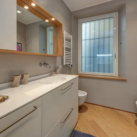 Apartment Isonzo Lakeside Lecco